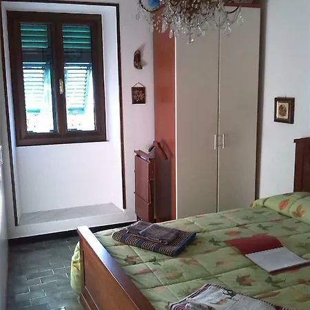 Comfortable In Countryside With Garden Alloggio in famiglia *